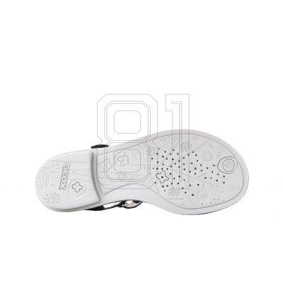 9. Geox Giglio Jr J82E2B 000BC C4002 Sandals
