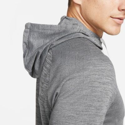 4. Nike DF Academy M DQ5051 010 Sweatshirt