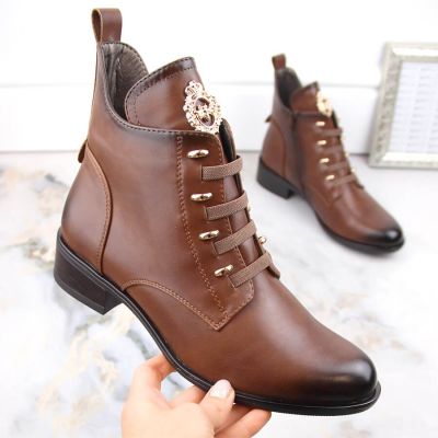 2. Jezzi W JEZ412C isolierte flache Stiefeletten, braun