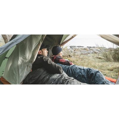 8. Easy Camp Rondane 3 Dunkelgrünes Kuppelzelt/Iglu
