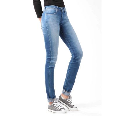 5. Wrangler Corynn Aquatic Coral W Jeans W25FX771N