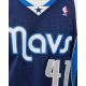 5. Mitchell & Ness NBA Swingman Dallas Mavericks Dirk Nowitzki M T-Shirt SMJY1148-DMA11DNOASBL