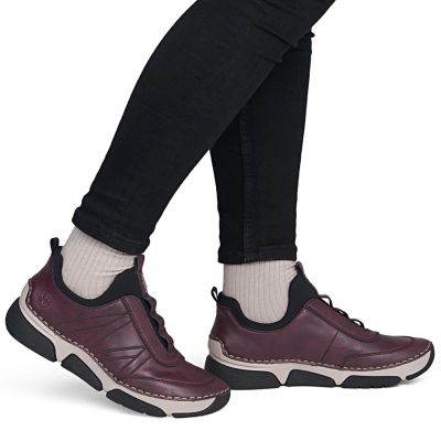5. Komfortable Damen-Slipper in Bordeauxrot Rieker 45975-35