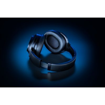5. Razer Barracuda Pro Kabelgebundenes & Kabelloses Gaming-Headset mit Bügel, USB Typ-C, Bluetooth, Schwarz