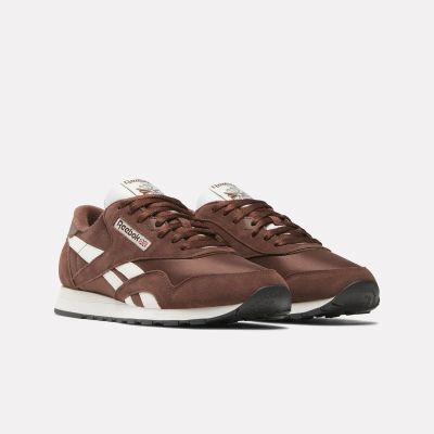 3. Reebok CLASSIC NYLON (100230536)