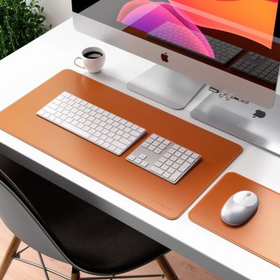 7. Satechi Wireless Extenden Numeric Keyb