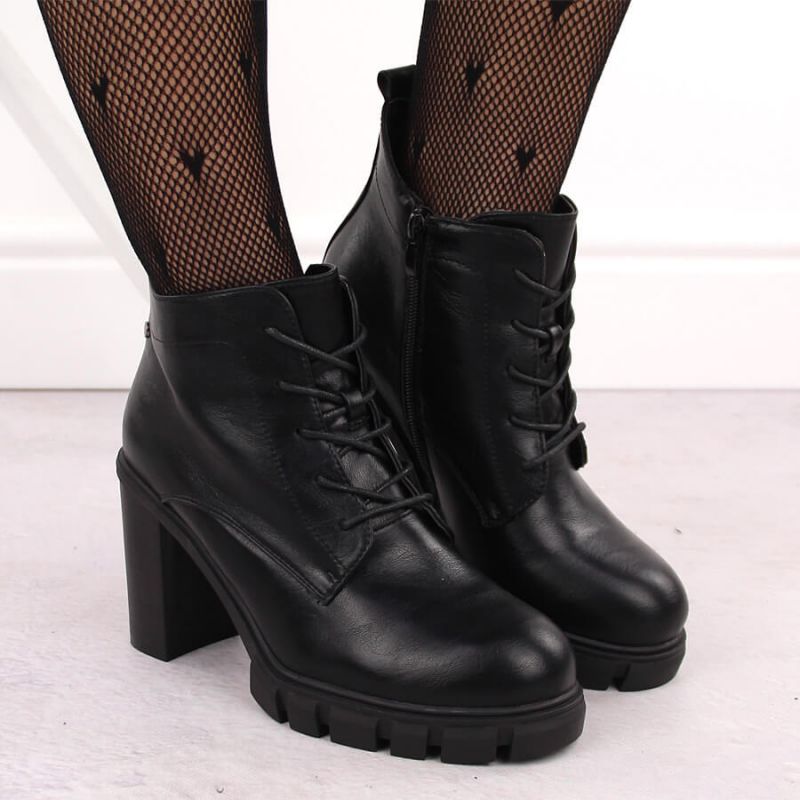 4. Damen-Stiefeletten mit Blockabsatz, schwarz M.Daszyński SA218-8