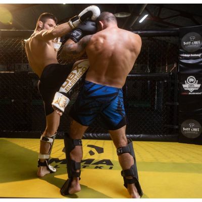 5. M Schienbeinschoner - Undefeated