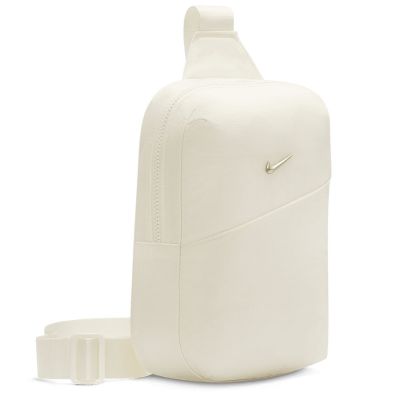 2. Nike Aura EQ Kleine Tasche HF7038-133