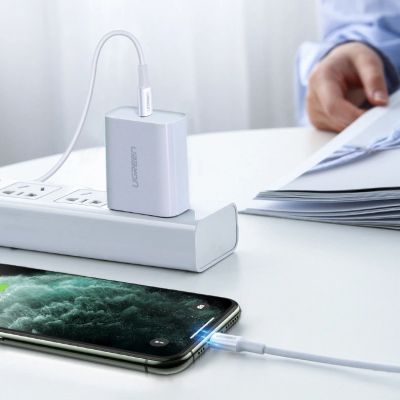 5. Ugreen Kabel USB Typ C - Lightning 3A Kabel 0,25 m weiß (US171)
