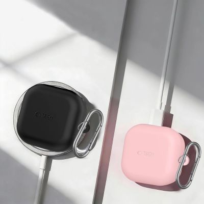 6. Tech-Protect Silikon-Schutzhülle mit Haken für Samsung Galaxy Buds 4 / 4 Pro – Schwarz