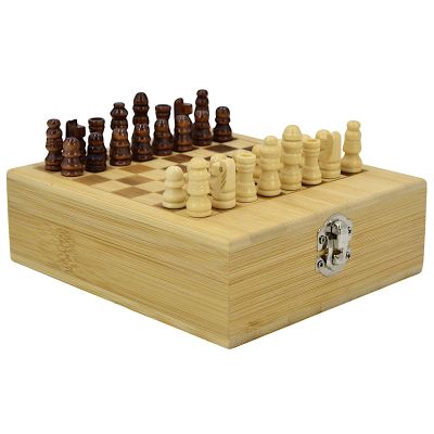5. SCHACHSPIEL UND WEINACCESSOIRES-SET STAMINA