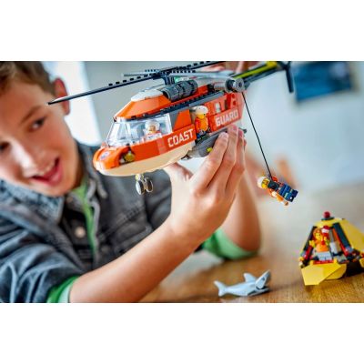 10. LEGO City 60503 Hubschrauber der Küstenwache