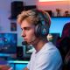 8. Acefast H15 Kabelloses Bluetooth-/2,4-GHz-/AUX-Gaming-Headset mit Mikrofon und RGB-Hintergrundbeleuchtung – Schwarz
