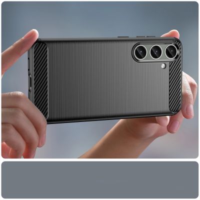 11. Hülle für Carbon Case Samsung Galaxy S24+ flexible Silikon-Carbon-Hülle - Schwarz