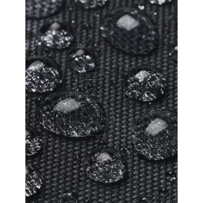 8. Under Armour 1369223-010 Sporttasche