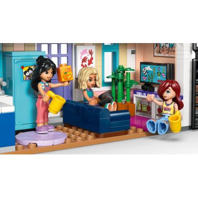 9. LEGO Friends 42687 – Liann-Familienhaus