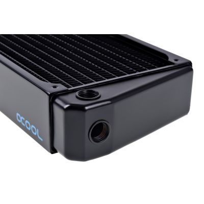 3. Alphacool NexXxoS XT45 Vollkupfer-X-Flow 360-mm-Kühlsystem