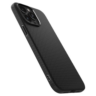 9. Spigen Liquid Air Hülle für iPhone 15 Pro – Mattschwarz