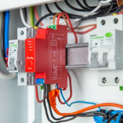 3. Shelly Pro 1PM Leistungsrelais Pink