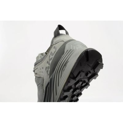 7. Aku Damen-Trekking-Sportschuhe Omnia V-Light GTX, strapazierfähig, grau