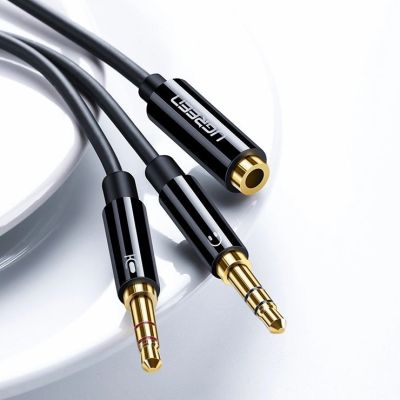9. Ugreen AUX-Splitterkabel 3,5-mm-Miniklinke (weiblich) - 2x 3,5-mm-Miniklinke (männlich - Mikrofon und Kopfhörer) schwarz (AV140 20899)