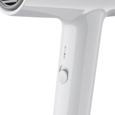 7. Braun HD1.55 Haartrockner 1800W Weiß