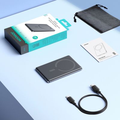9. Powerbank Joyroom JR-PBM08 5000mAh 20W ultradünn mit induktivem Laden - grau
