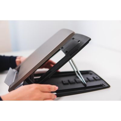5. BakkerElkhuizen Ergo-Q330 Runder Laptopständer für den Einzelhandel