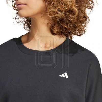 5. adidas Essentials Small Logo W Sweatshirt IX7940