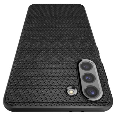 9. Spigen Liquid Air Hülle für Samsung Galaxy S21 – mattschwarz
