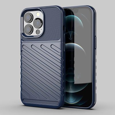 3. Thunder Case Flexibel Robuste Panzer Handyhülle TPU Schutzhülle für iPhone 13 Pro blau