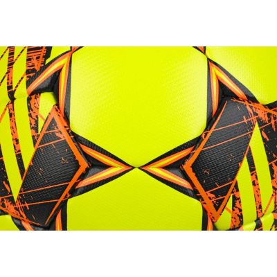 3. Select Flash Turf T26-17788 Fußball