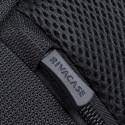 26. Rivacase 8461 Rucksack, 43,9 cm (17,3 Zoll), Schwarz