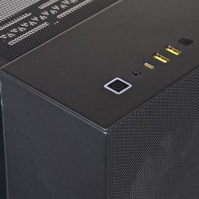 17. Corsair 2500X RGB ICUELINK SCHWARZES Gehäuse