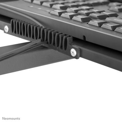 39. Mobiler Monitorhalter 10-32" FPMA-MOBILE1700 NEWSTAR