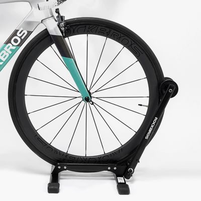 5. Rockbros 27210001001 Klappbarer Fahrradständer – Schwarz