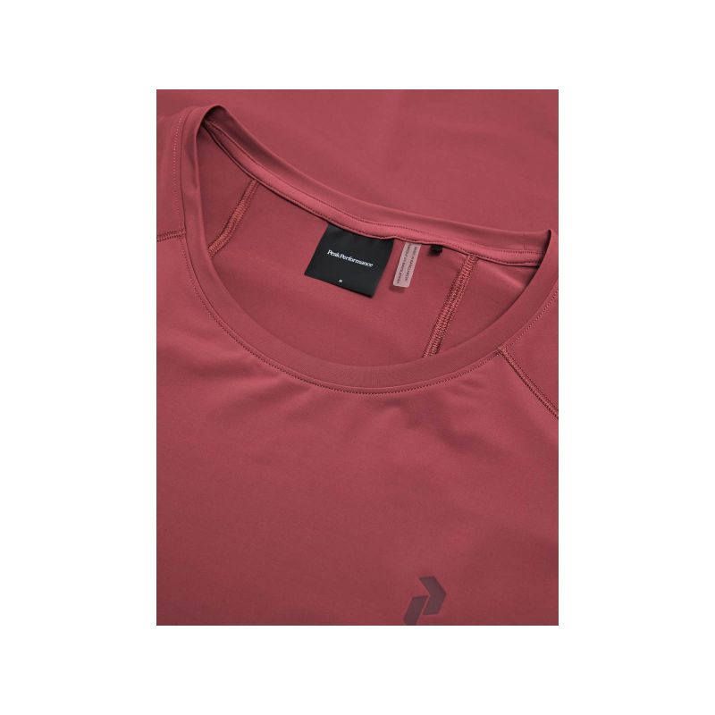 4. PEAK PERFORMANCE M Repel T-Shirt rot