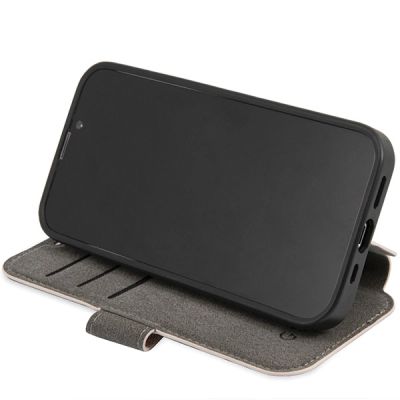 7. Guess 4G Metal Logo Hülle für iPhone 15 / 14 / 13 – Rosa