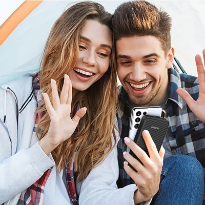 6. Dudao K11 10000mAh Powerbank mit integrierten Kabeln - Schwarz
