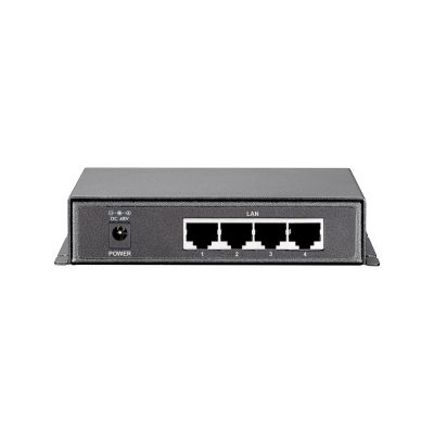 2. LevelOne GEP-0520 Switch – 4 x 10/100/1000 PoE + 1 x 10/100/1000 – Desktop