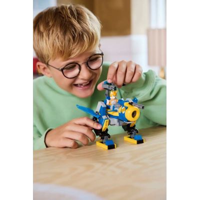 8. LEGO SONIC 77002 Cyclone vs. Metal Sonic