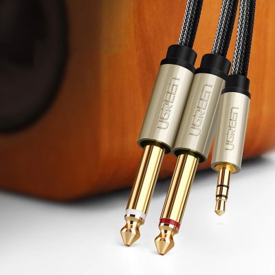 10. Ugreen Kabel Audiokabel Miniklinke 3,5 mm - 2 x Klinke 6,35 mm 1m grau (AV126)