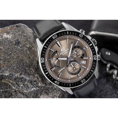 4. Herrenuhr CASIO EDIFICE EFR-552L-5AVUEF + Box