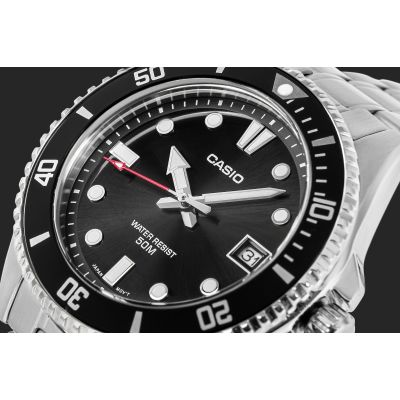 11. Herrenuhr CASIO MDV-10D-1A1VEF + Box