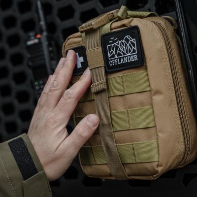 6. Offlander Molle Tactical Pouch mit Erste-Hilfe-Set OFF_CACC_09KH