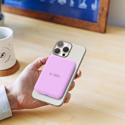 8. Tech-Protect LifeMag MagSafe PB10 5000 mAh Powerbank – Pink