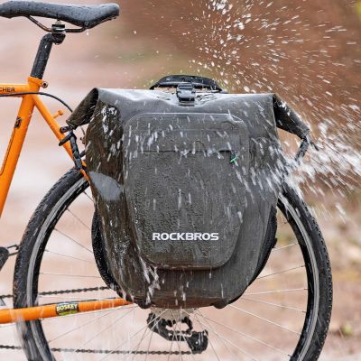6. Rockbros AS-001 Wasserdichte Gepäckträgertasche 27L - Schwarz