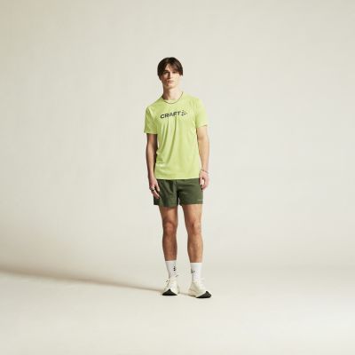 3. Herren CORE ESSENCE SHORTS 2 M