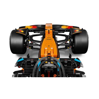 11. LEGO 42228 Technic - McLaren MCL39 F1 Rennwagen